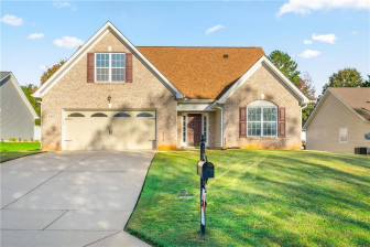 2413 Chartwell  Graham, NC 27253