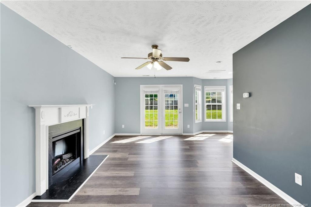 229 Cape Fear Rd Raeford, NC 28376
