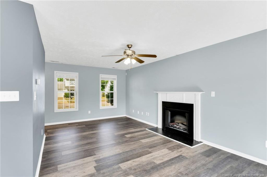 229 Cape Fear Rd Raeford, NC 28376