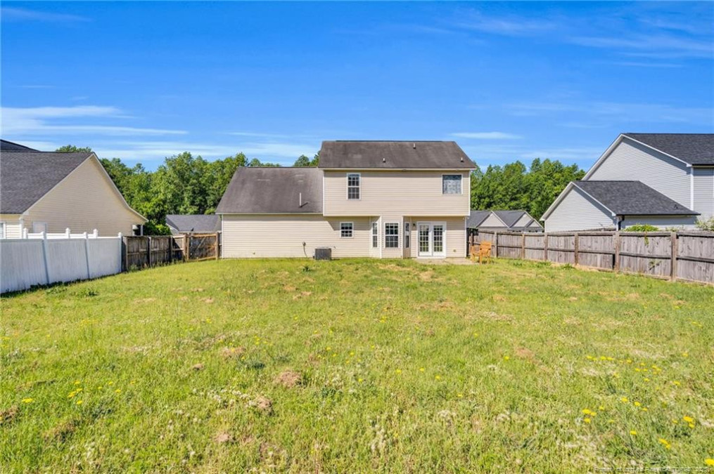 229 Cape Fear Rd Raeford, NC 28376