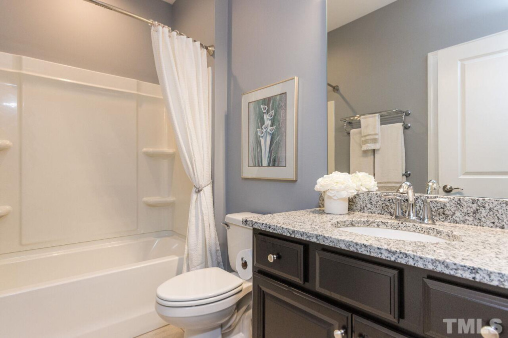 907 Dashwood Dr Durham, NC 27703