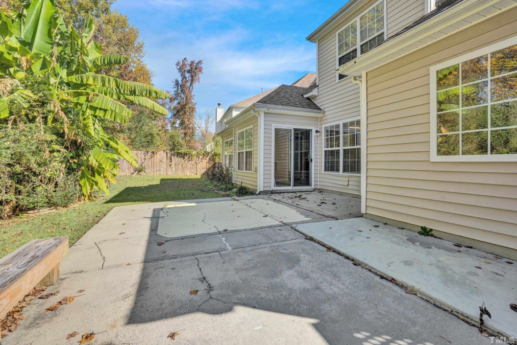 808 Red Oak Tree Dr, Fuquay Varina, NC 27526 Raleigh Realty