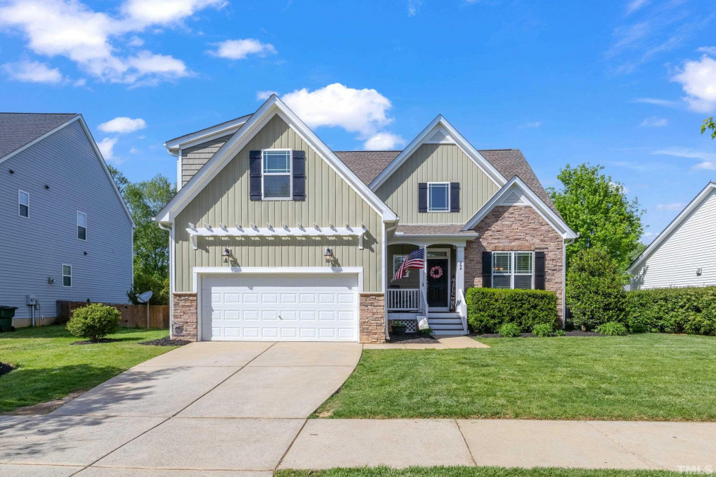 204 Acorn Falls Ct, Holly Springs, NC 27540 Raleigh Realty