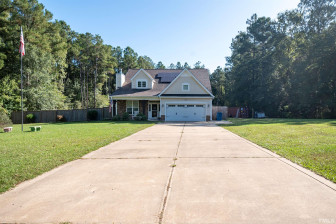 72 Deer Track Rd Lillington, NC 27546