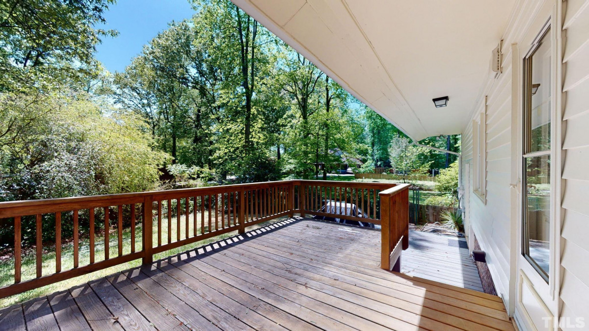 1303 Lake Pine Dr, Cary, NC 27511 Raleigh Realty