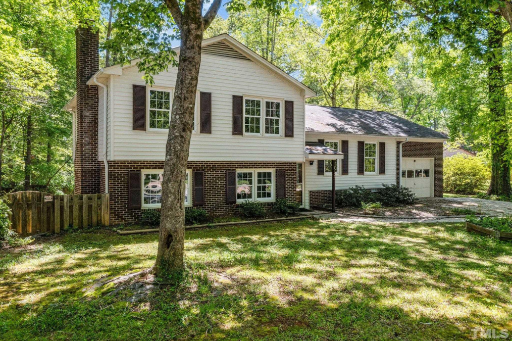 1303 Lake Pine Dr, Cary, NC 27511 - Raleigh Realty