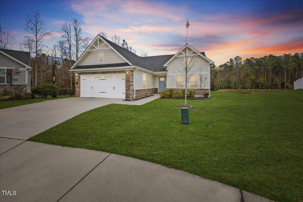 96 Saddleback Rd Fuquay Varina, NC 27526