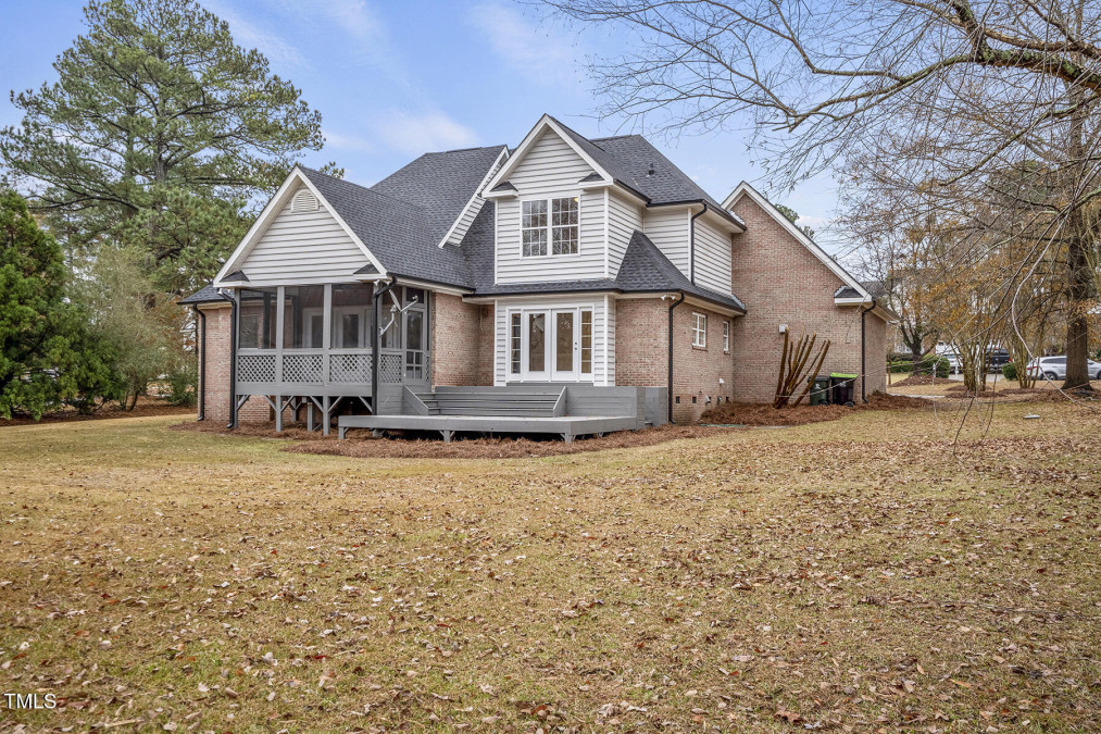 116 Carroll Dr Four Oaks, NC 27524