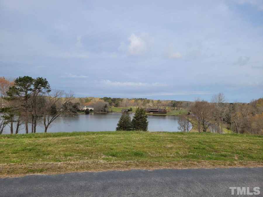 90 Valebrook Ct Youngsville, NC 27596