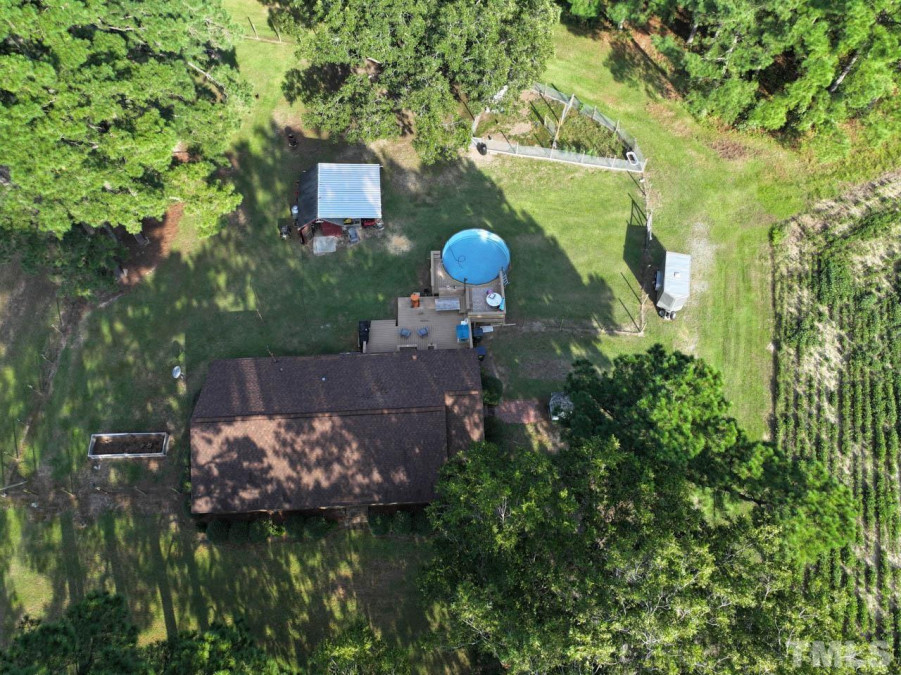 2151 Nc 242 Hw Benson, NC 27504