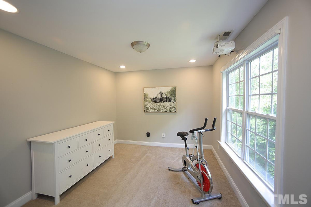 1017 River Chase Dr Raleigh, NC 27610