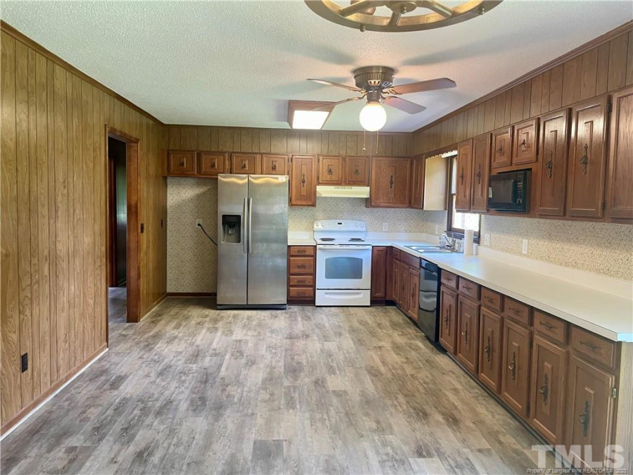 4250 Mcneill Rd, Sanford, NC 27332 Raleigh Realty