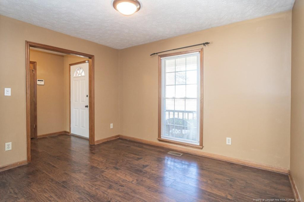 6825 Woodmark Dr Fayetteville, NC 28314