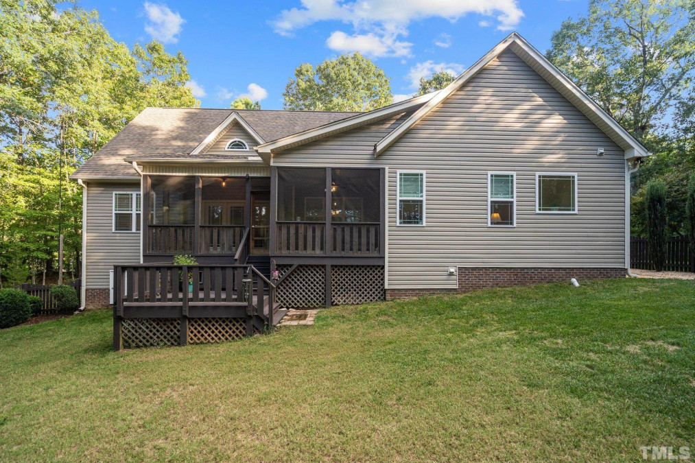 100 Copper Creek Dr Youngsville, NC 27596