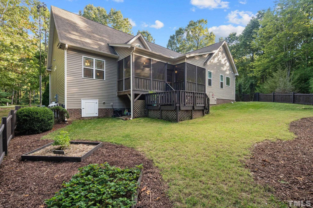100 Copper Creek Dr Youngsville, NC 27596