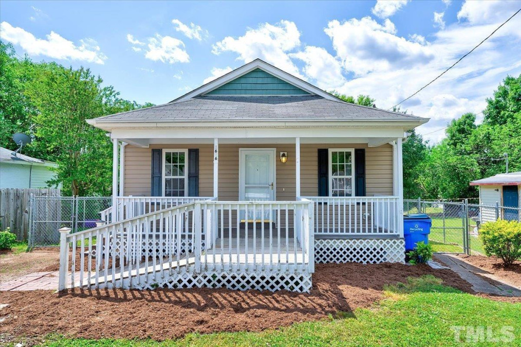1616 Thompson St Raleigh, NC 27603