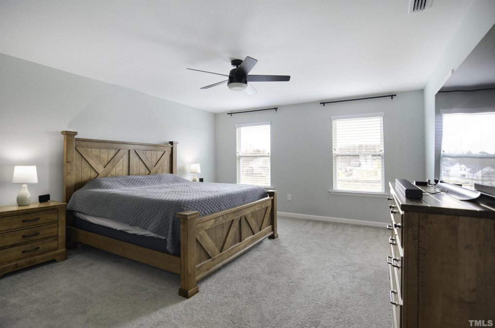 1113 Prewitt Ranch Dr, Holly Springs, NC 27540 Raleigh Realty