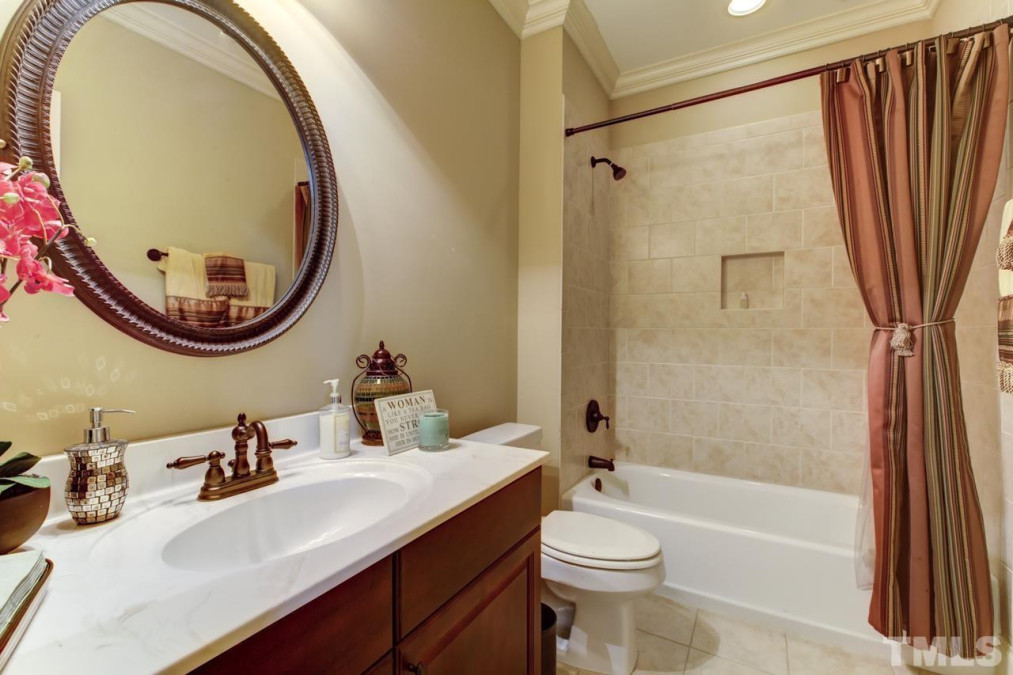 3801 Westbury Lake Dr Raleigh, NC 27603