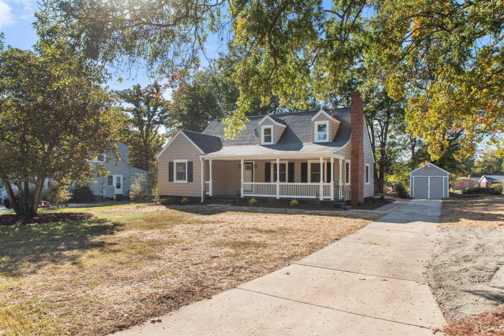 1405 Garfield Rd Burlington, NC 27215