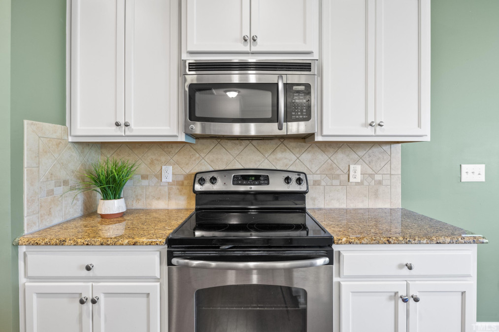 8328 Niayah Way Raleigh, NC 27612
