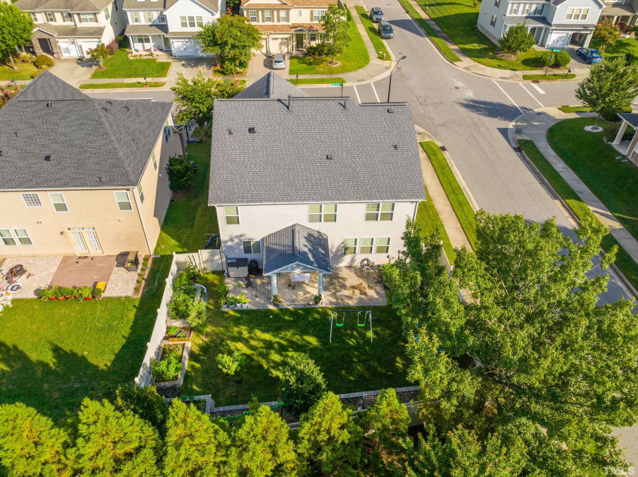 601 Piper Stream Cir, Cary, NC 27519 Raleigh Realty