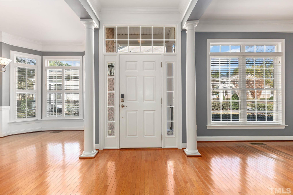 2304 Carriage Oaks Dr Raleigh, NC 27614