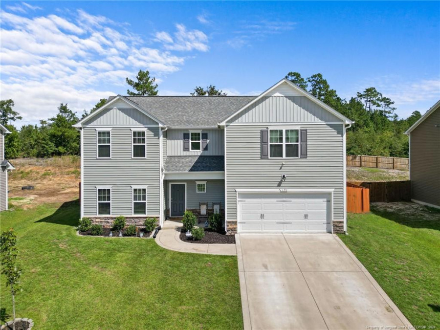 191 Ledgebrook Ln Raeford, NC 28376