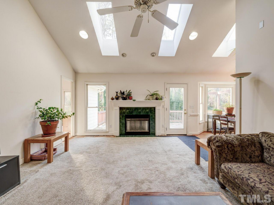 2109 Longwood Dr, Raleigh, NC 27612 Raleigh Realty