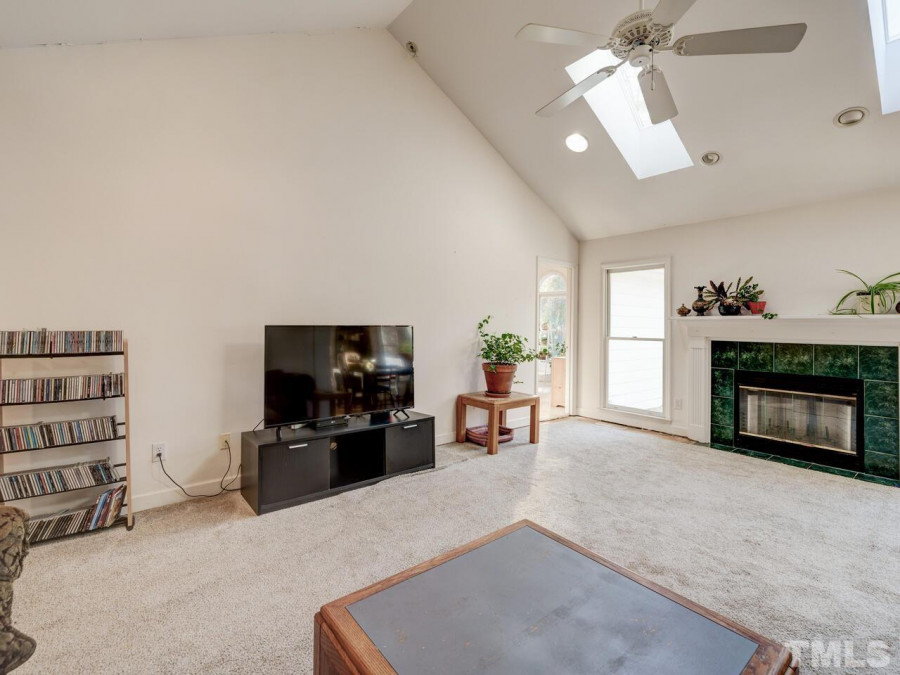 2109 Longwood Dr, Raleigh, NC 27612 Raleigh Realty