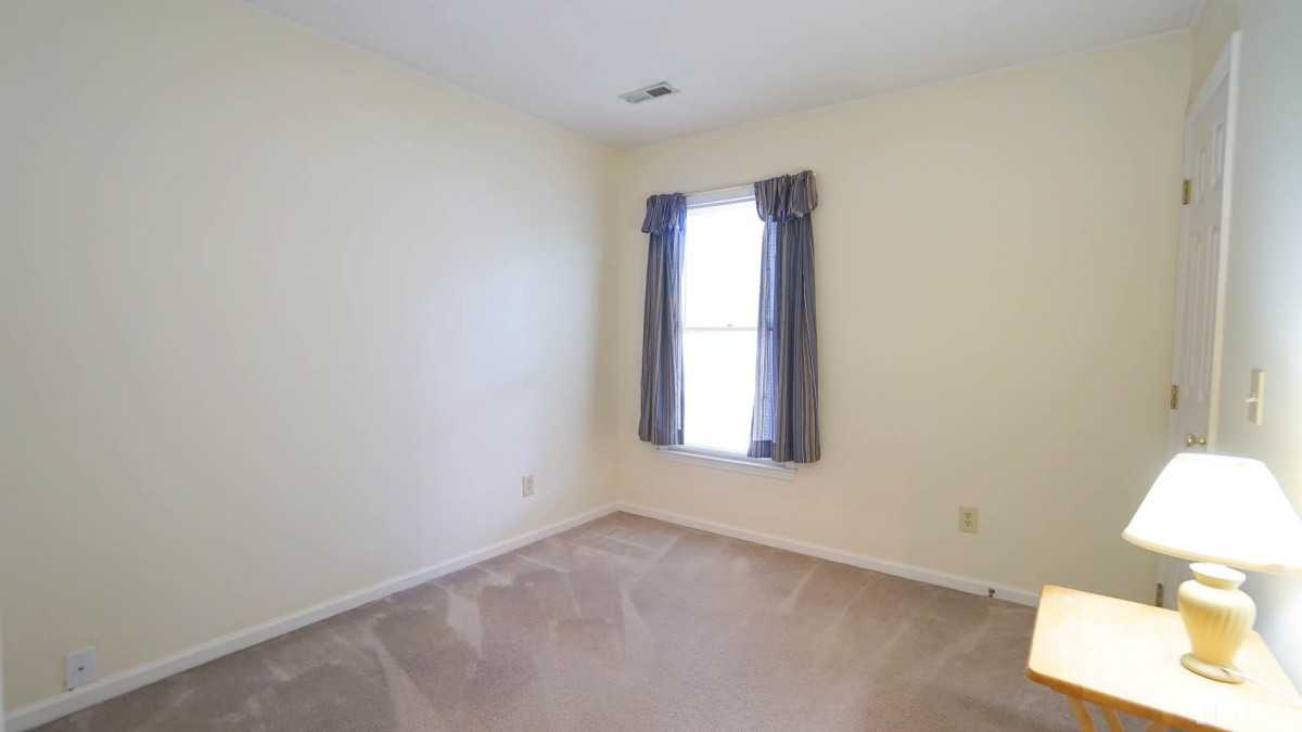 1210 Belhaven Rd Cary, NC 27513