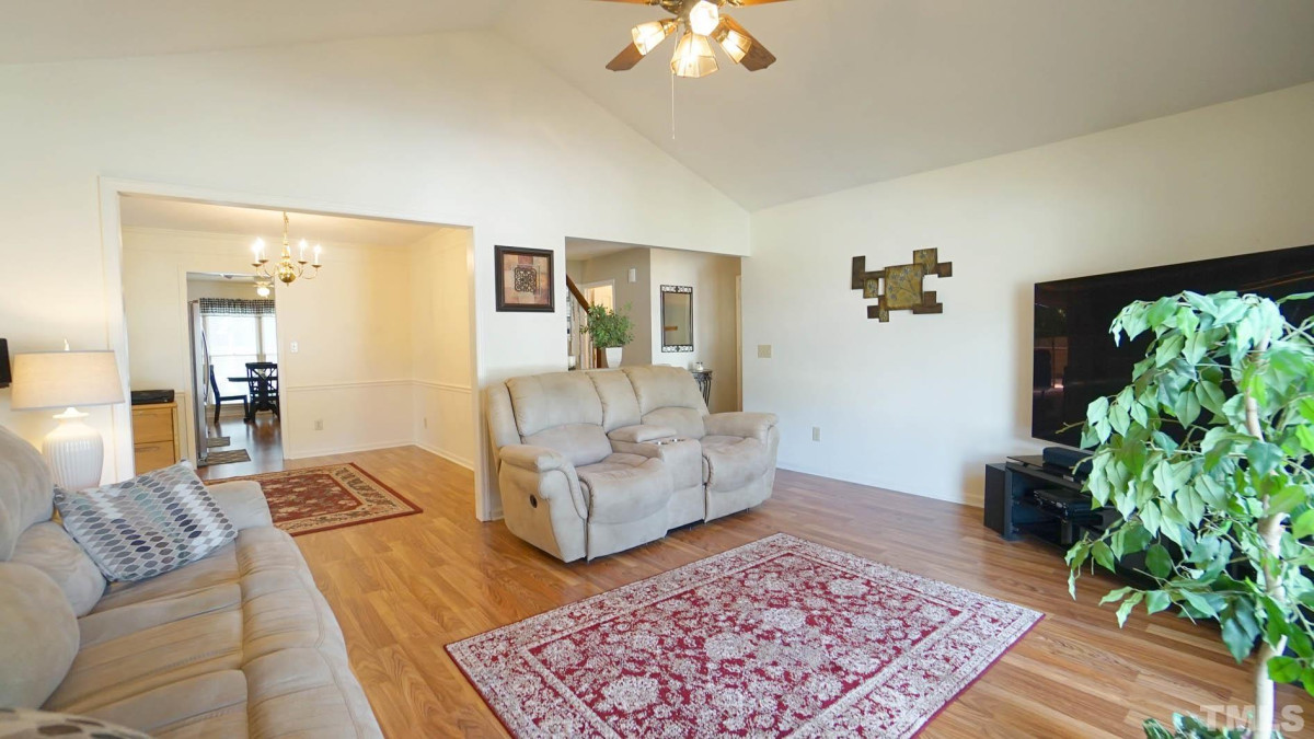 1210 Belhaven Rd Cary, NC 27513
