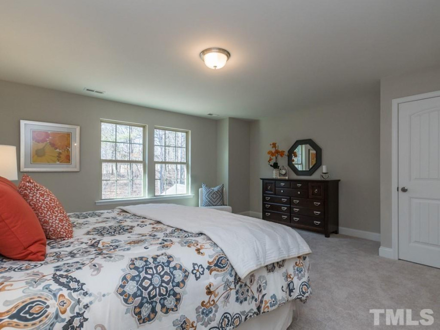 1229 Sidney Creek Dr Zebulon, NC 27597