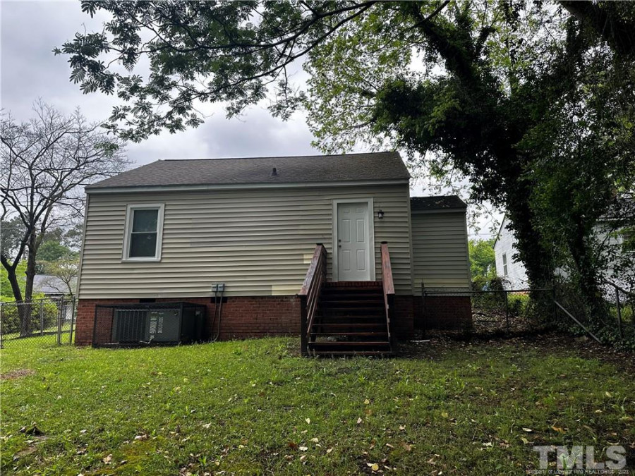 1529 Lacy St, Fayetteville, NC 28305 Raleigh Realty