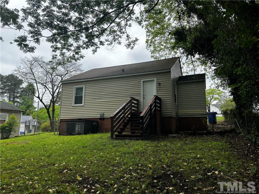 1529 Lacy St, Fayetteville, NC 28305 Raleigh Realty