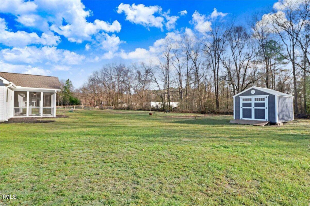 2169 Dobbersville Rd Mount Olive, NC 28365