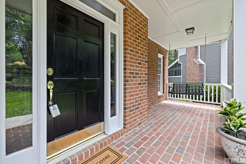 106 Spring Needle Ct Cary, NC 27513