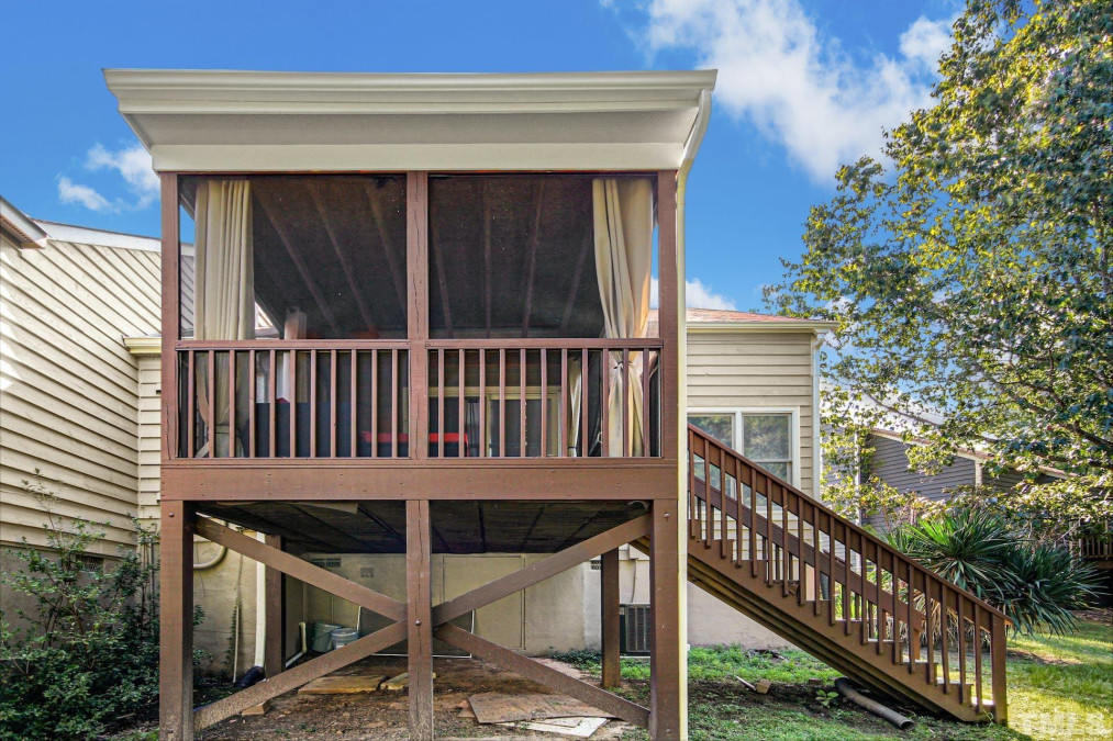 5 Hickorywood Sq Durham, NC 27713