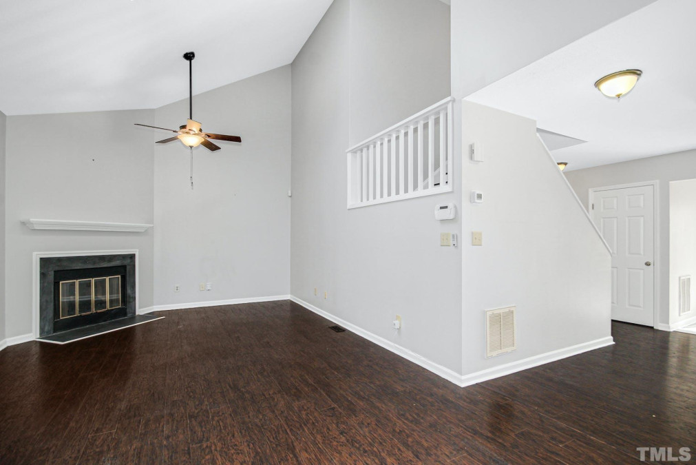 5 Hickorywood Sq Durham, NC 27713