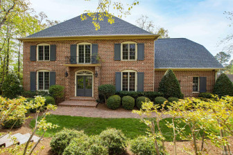 101 Alta Ct Chapel Hill, NC 27514