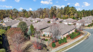 1 Hayden Pond Ln Chapel Hill, NC 27517