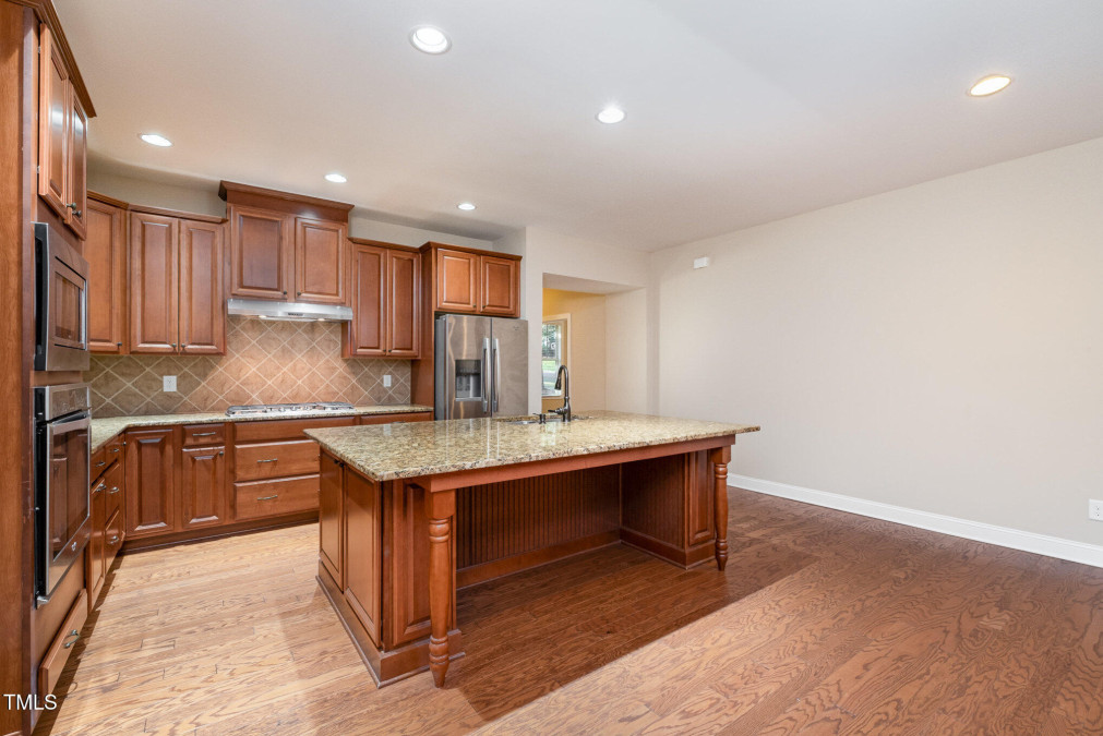 15 Rolling Meadows Ln Chapel Hill, NC 27517