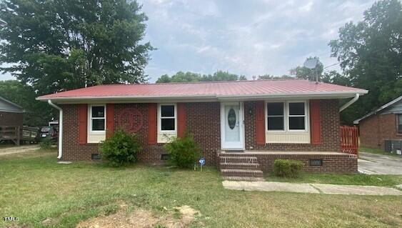 207 Washington St Lillington, NC 27546