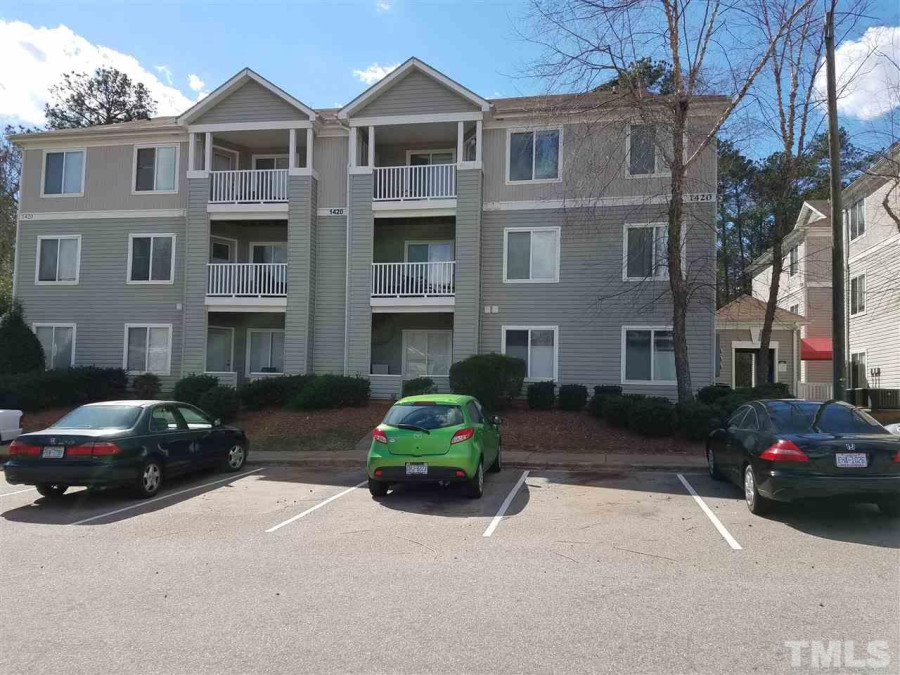 1420 Collegiate Cir, Raleigh, NC 27606 Raleigh Realty