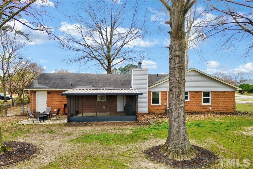 1013 Oakstone Dr Fayetteville, NC 28314