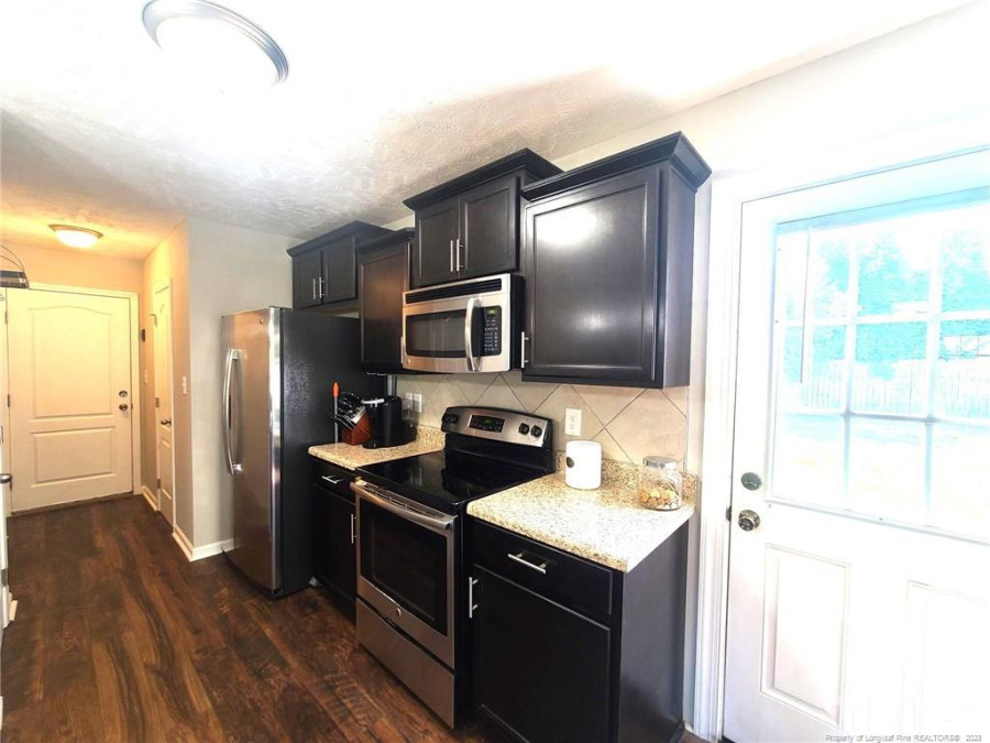 1256 Bromley Dr Fayetteville, NC 28303