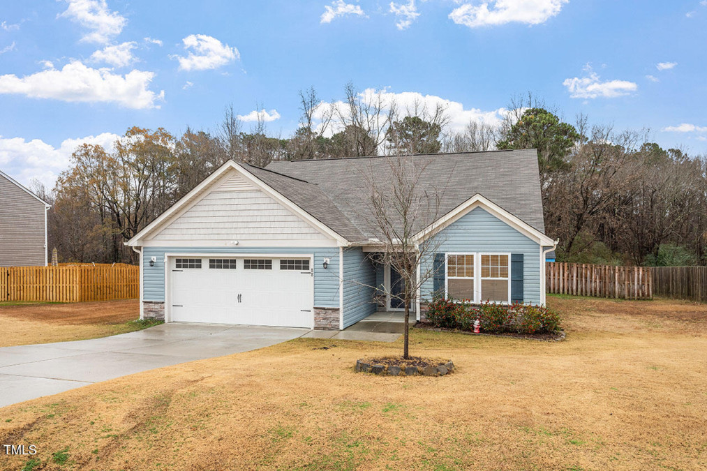 88 Norris Farm Dr Angier, NC 27501