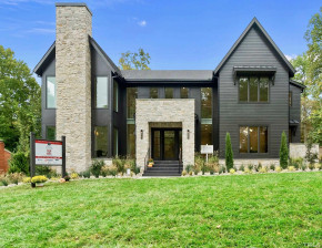 2105 Manuel St Raleigh, NC 27612