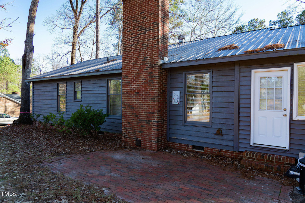 2320 Carbonton Rd, Sanford, NC 27330 Raleigh Realty