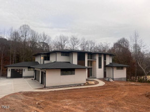 196 Mountaintop Cir Pittsboro, NC 27312