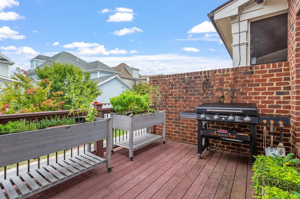 7560 Mccrimmon Pw Cary, NC 27519
